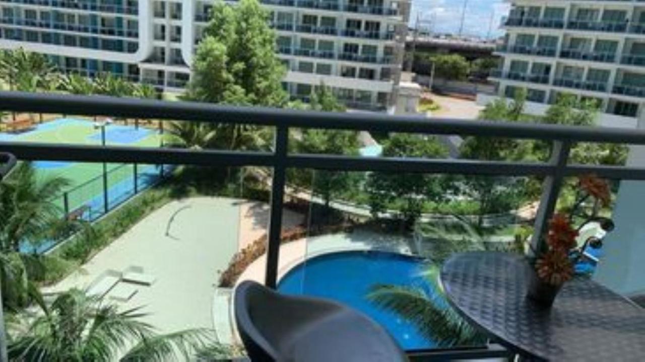 Azure C6 Balcony Wifi Near Mall Airport Multipl Units مانيلا المظهر الخارجي الصورة